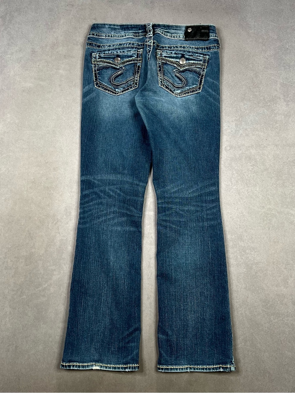 Silver Jeans Low Rise Bootcut Dark Blue Flare Jeans with Embroidered